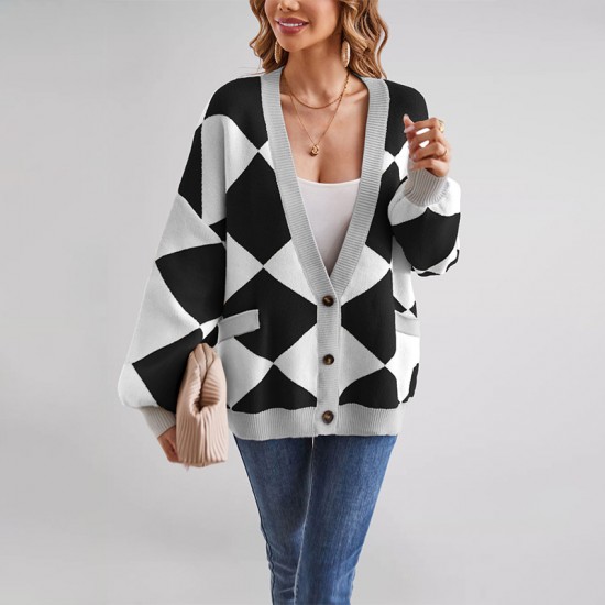 European and American women's Amazon new 2025 Valentine's Day heart-shaped pocket V-neck mid-length knitted cardigan