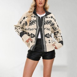 2025 autumn and winter new European and American foreign trade influencer hot-selling sweater, Valentine's Day heart-shaped pullover with large peach color contrasting sweater